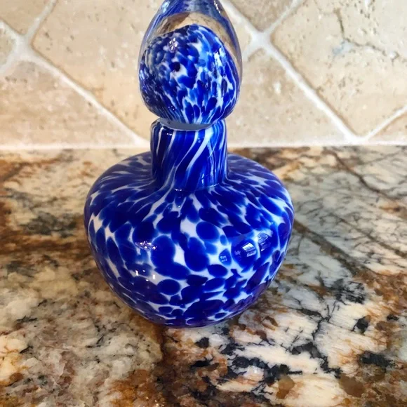 Blue and White Glass Perfume Bottle-EUC - Picture 7 of 7